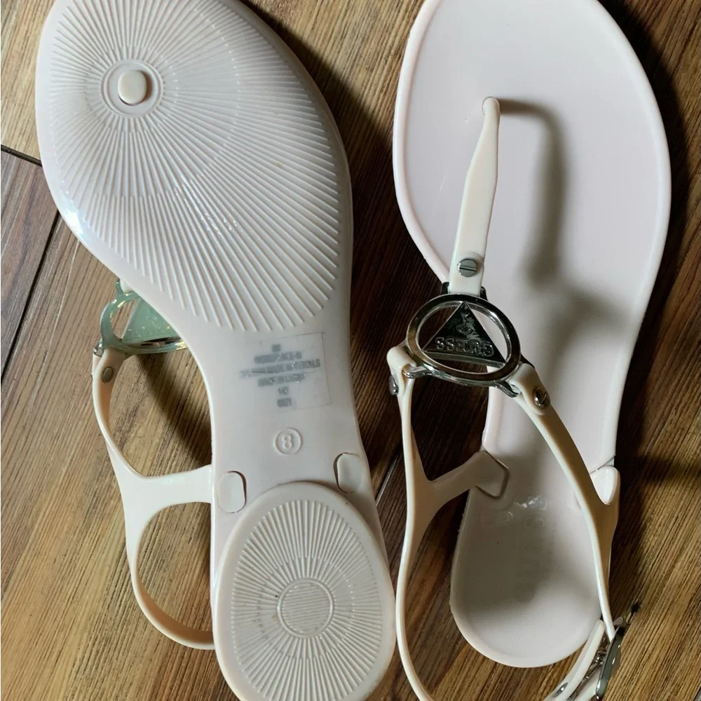 GUESS Women's Creamy Pink Sandals Size 8 - Picture 5 of 8